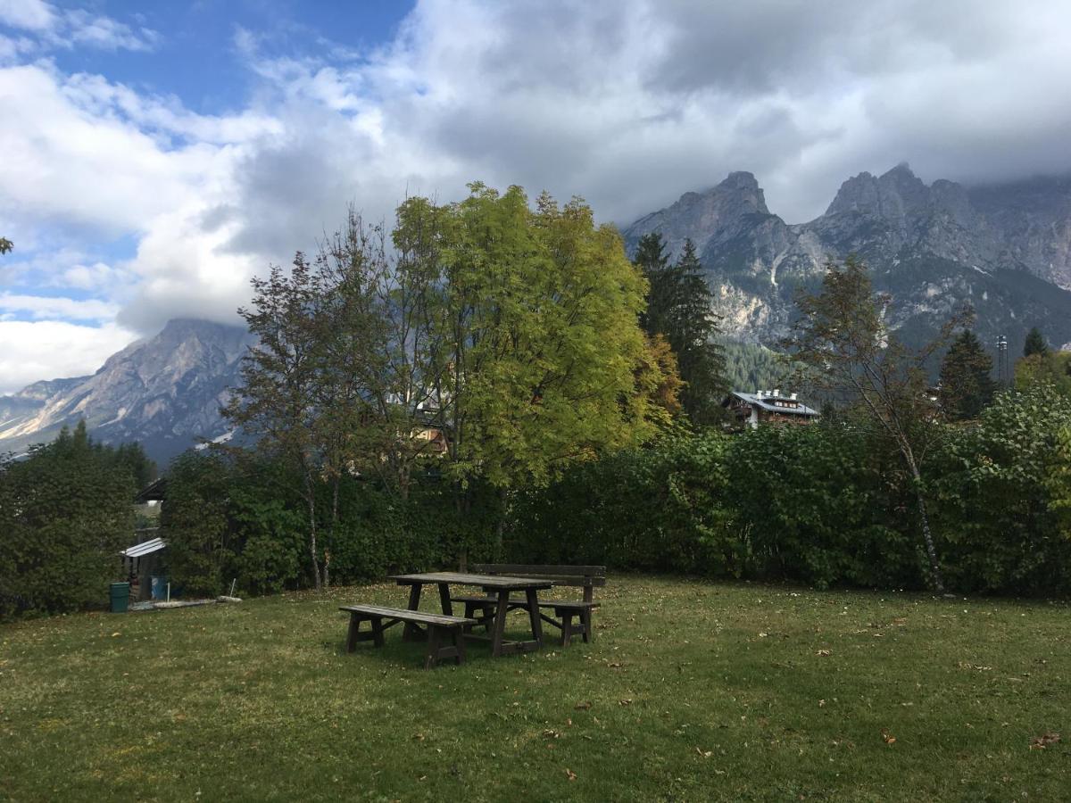 Casa Ladinia Lägenhet San Vito di Cadore Exteriör bild